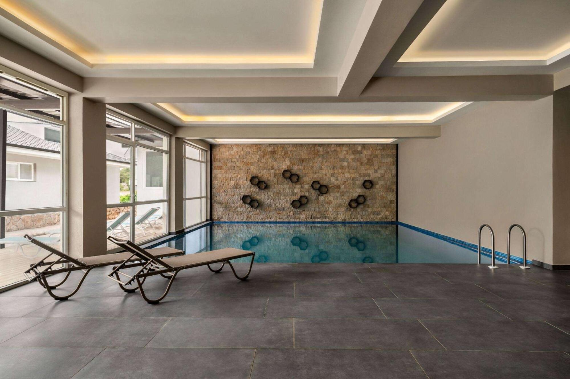 Ramada By Wyndham Fethiye Oludeniz Adult Only Hotel Exterior foto